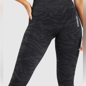 GYMSHARK zebra leggings size xs